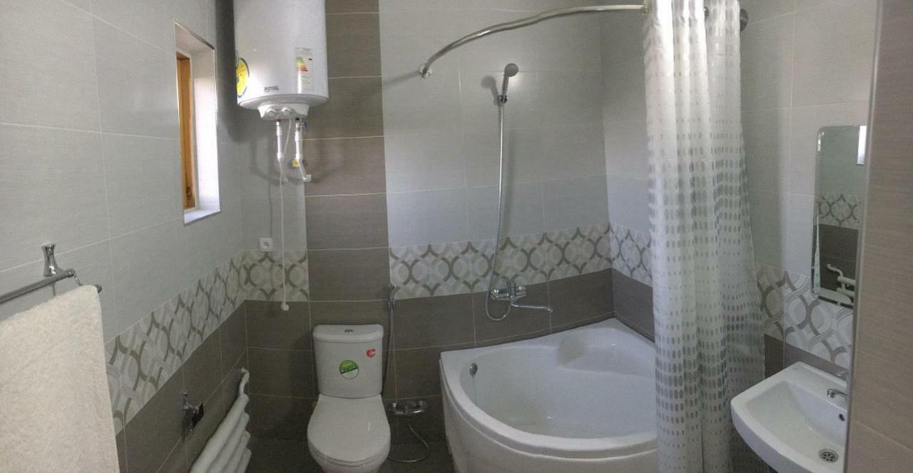 Brown Hill Hotel Samarkand Bagian luar foto